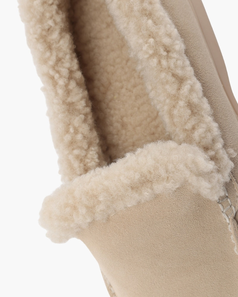 Premium Loafers with Fur Lining