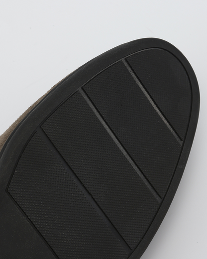 Mocassins Premium em Camurça – Sola Preta