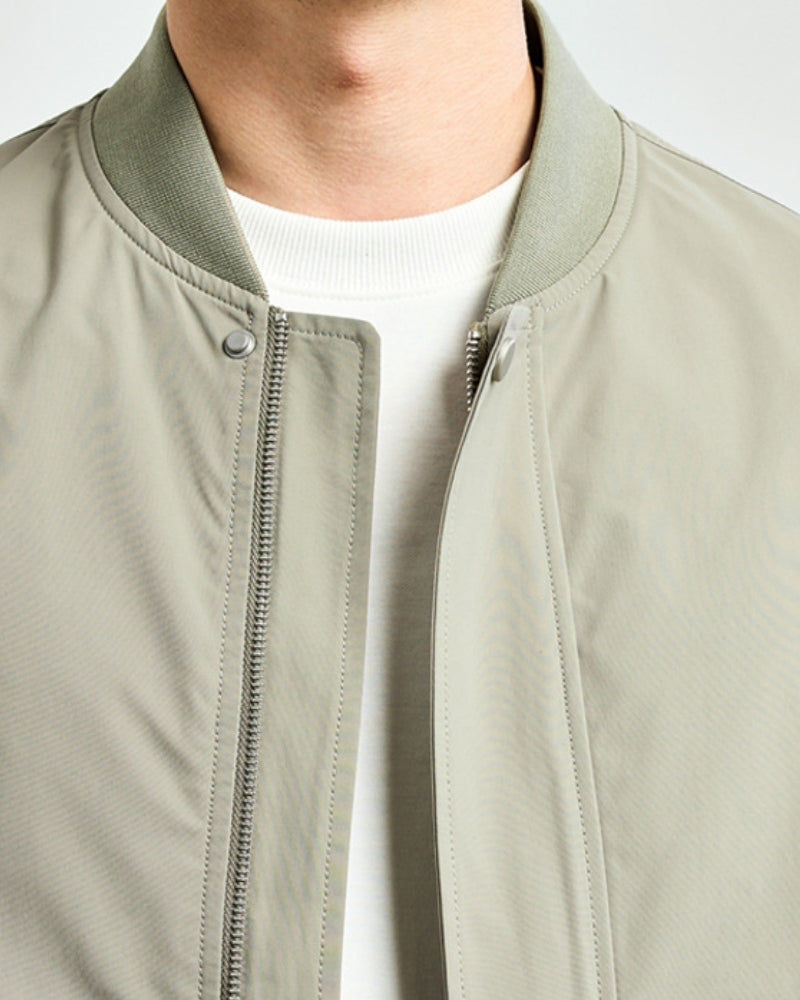Jaqueta Bomber Minimalista