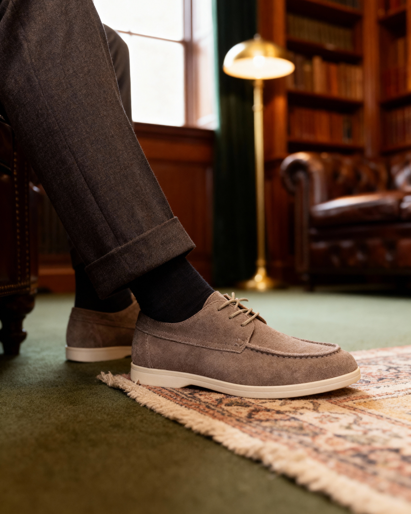 Sapatos de Camurça Premium com Atacadores