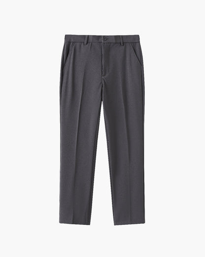Stretch pants with anti-wrinkle technology.