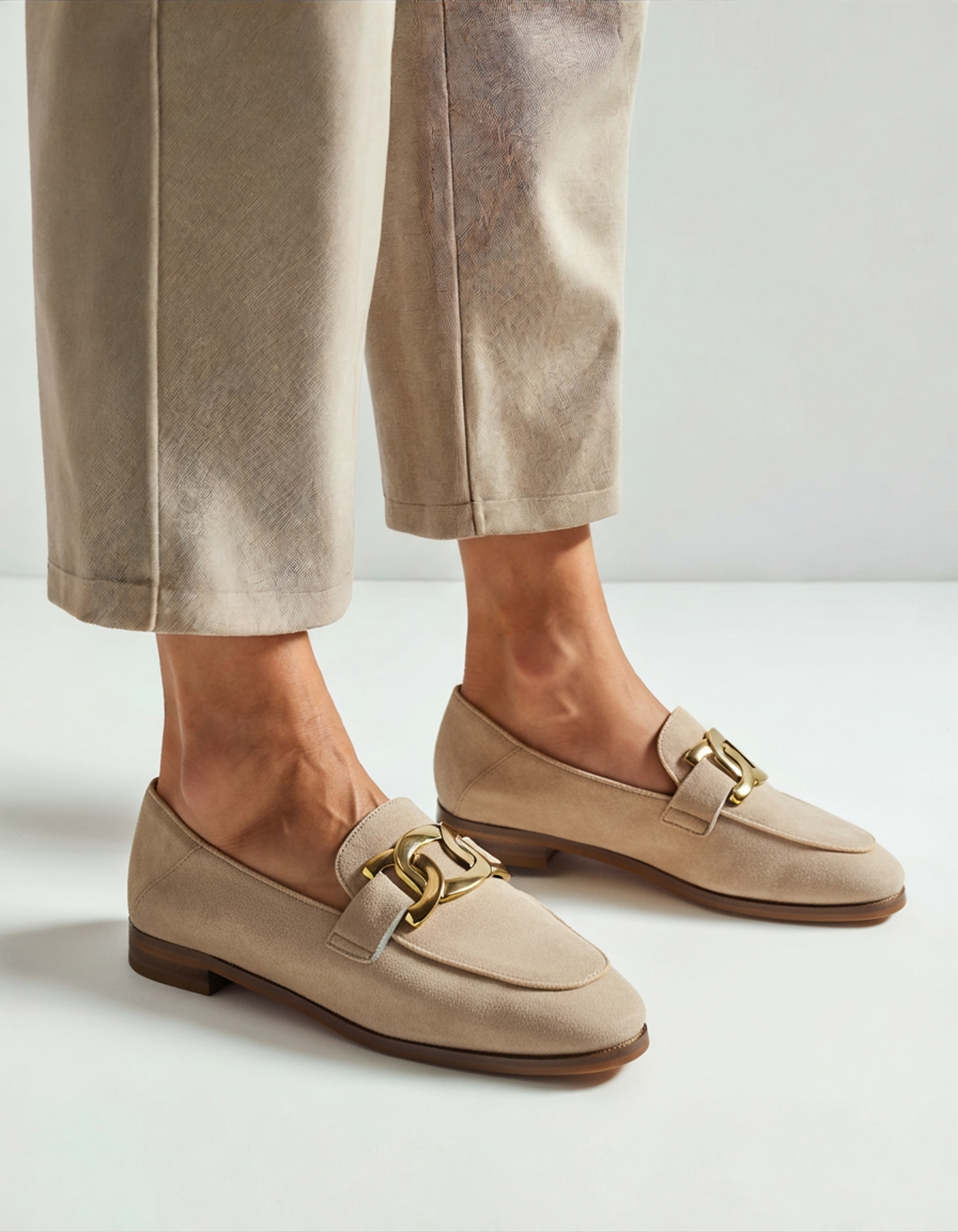 Duquesa Suede Loafers