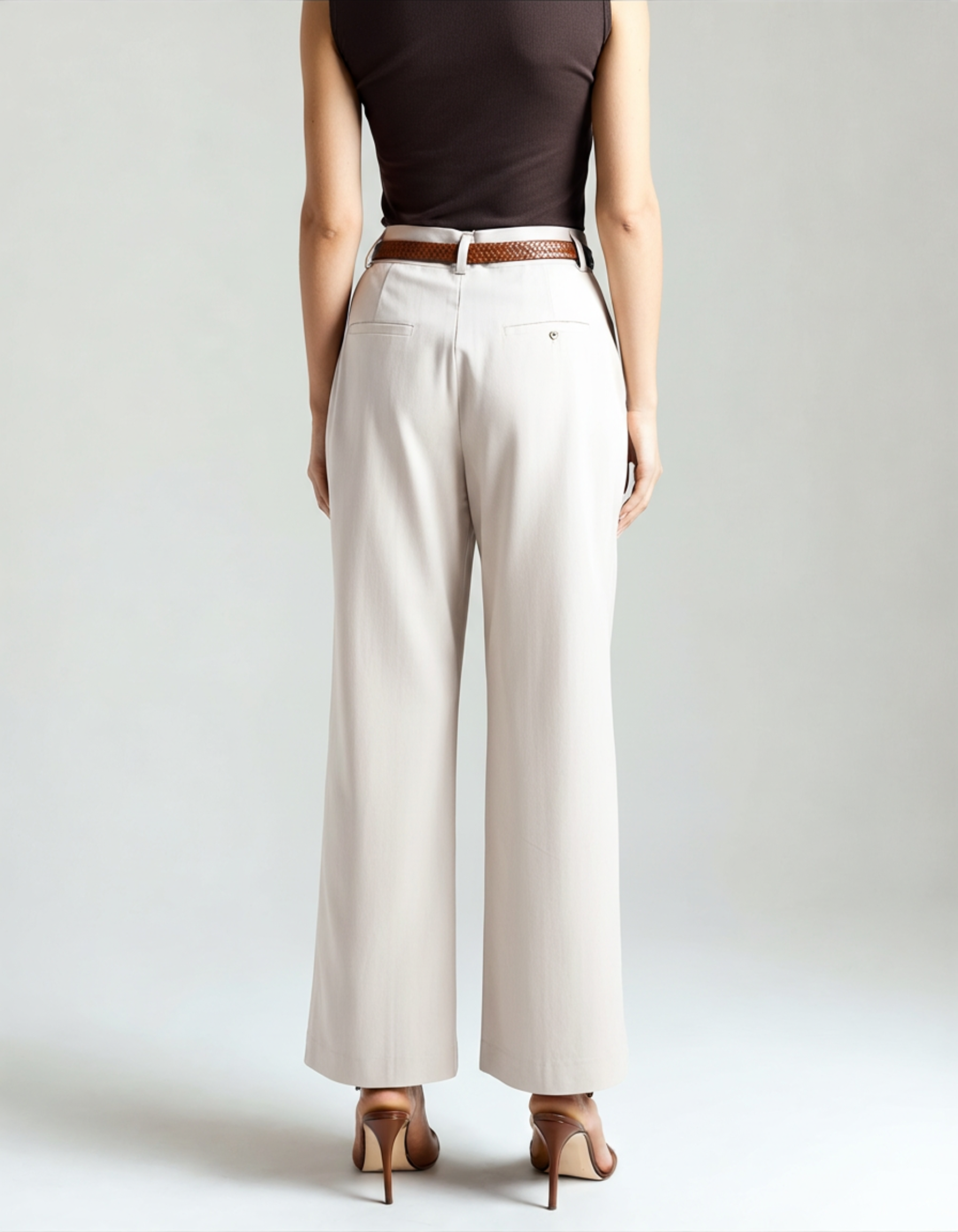 Capri pants